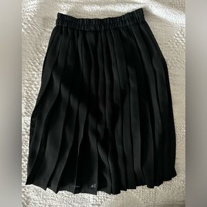 NINA PICCALINO_Vintage_Black Pleated Skirt_S/M